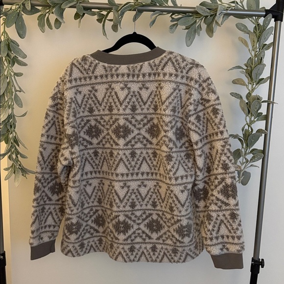 Koolaburra by Ugg Sweater - Picture 3 of 3